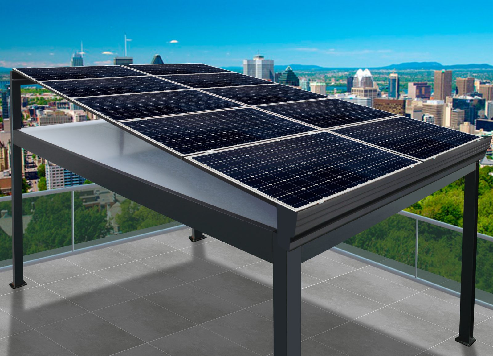 Pérgola con cubierta de placas fotovoltaicas en una terraza